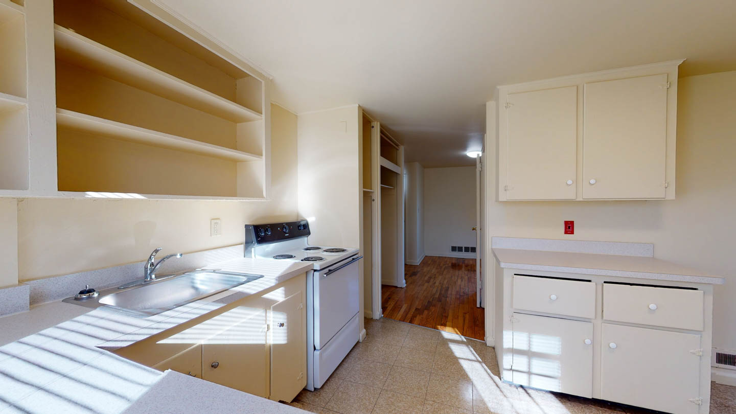 Birch Park Circle basement laundry hookup