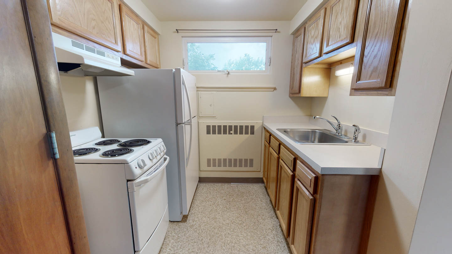 Lee Lang Terrace Apartments bathroom
